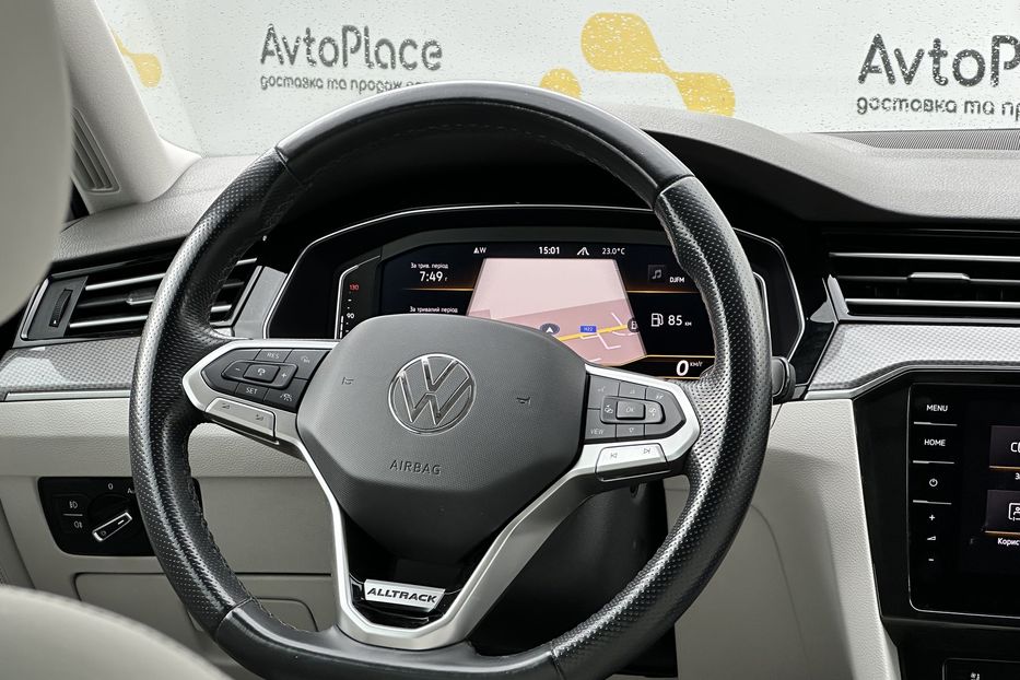 Продам Volkswagen Passat Alltrack 2020 года в Луцке