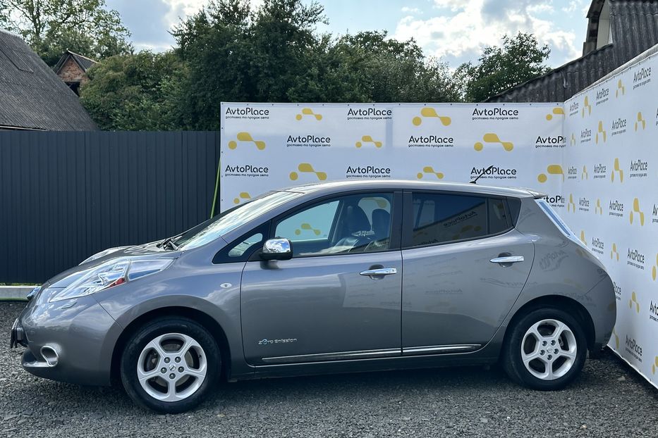 Продам Nissan Leaf 2014 года в Луцке