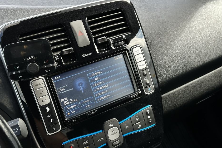 Продам Nissan Leaf 2014 года в Луцке