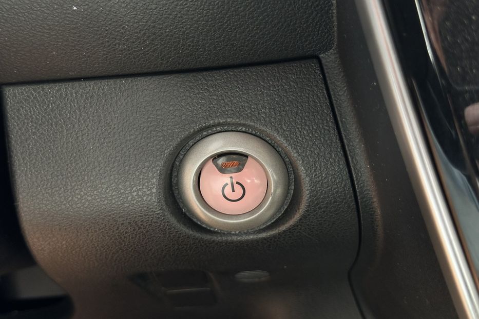 Продам Nissan Leaf 2014 года в Луцке