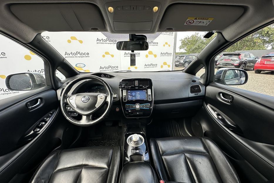 Продам Nissan Leaf 2014 года в Луцке