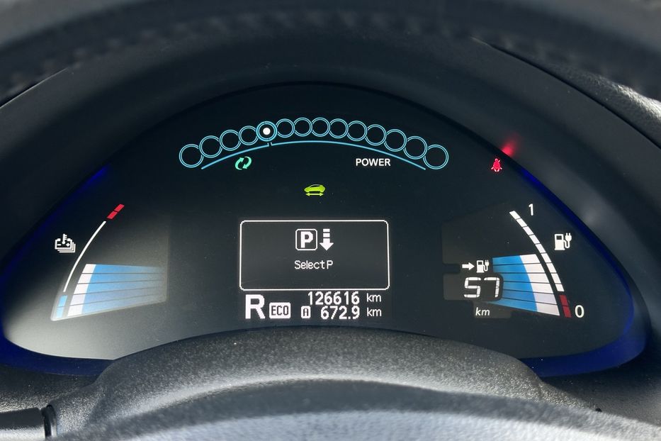 Продам Nissan Leaf 2014 года в Луцке