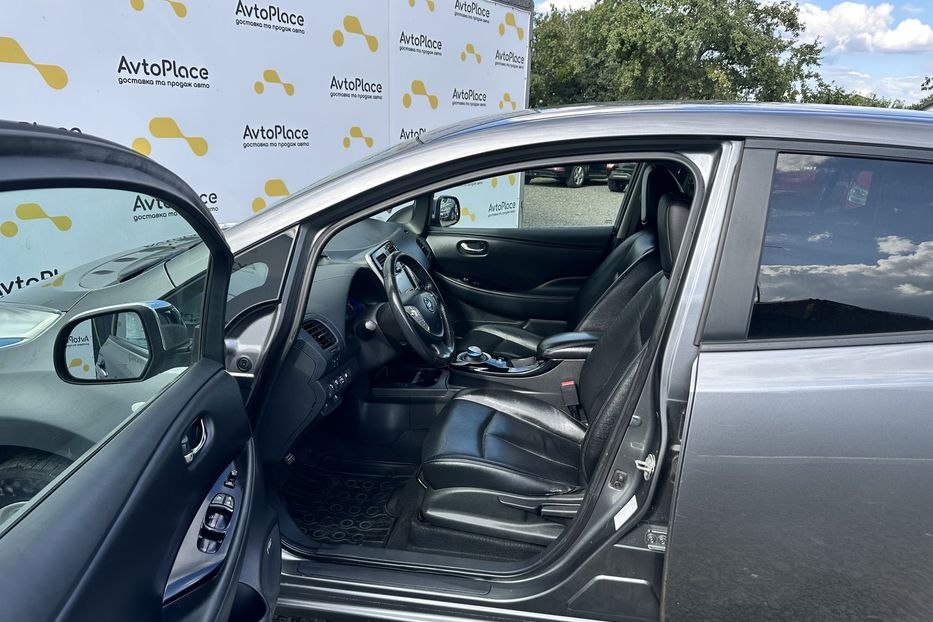 Продам Nissan Leaf 2014 года в Луцке