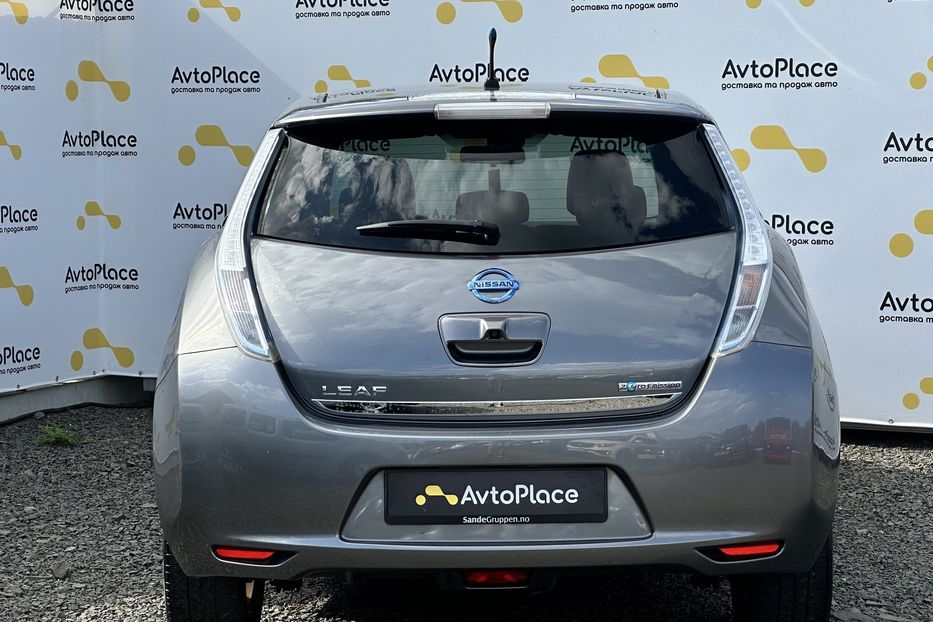 Продам Nissan Leaf 2014 года в Луцке