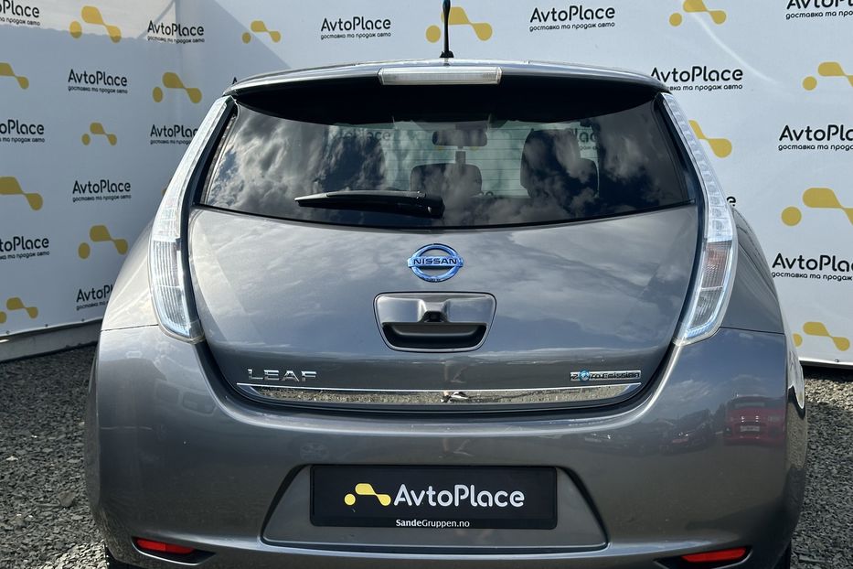 Продам Nissan Leaf 2014 года в Луцке