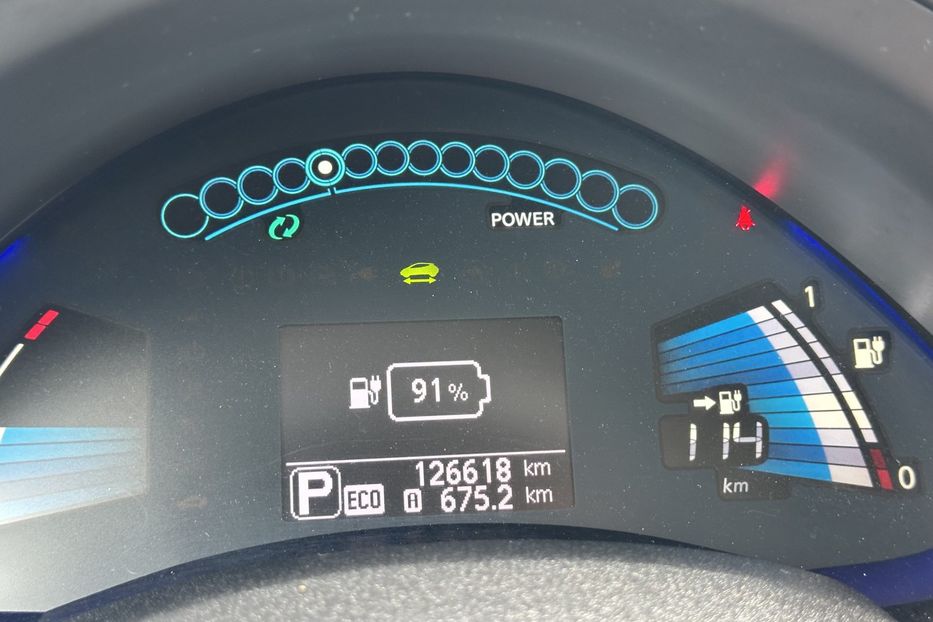 Продам Nissan Leaf 2014 года в Луцке
