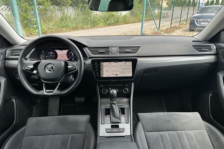 Продам Skoda Superb 2.0 TDI 150к.с FULL LED КАМЕРА 2021 года в Львове