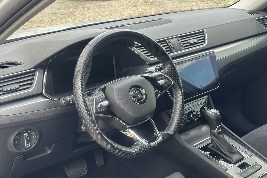 Продам Skoda Superb 2.0 TDI 150к.с FULL LED КАМЕРА 2021 года в Львове