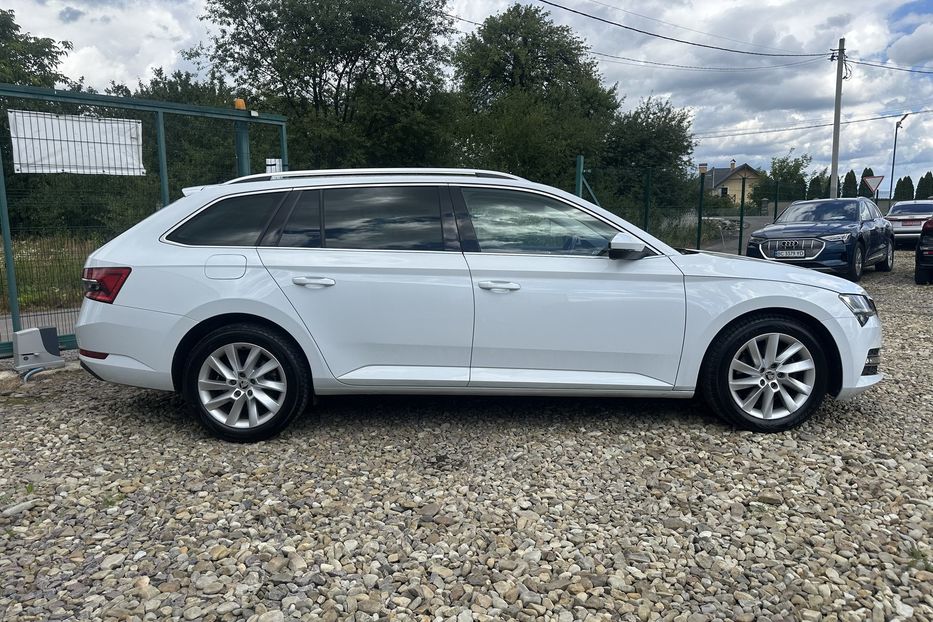Продам Skoda Superb 2.0 TDI 150к.с FULL LED КАМЕРА 2021 года в Львове