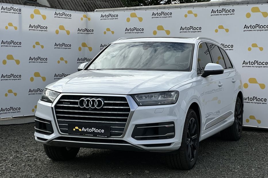 Продам Audi Q7 2017 года в Луцке