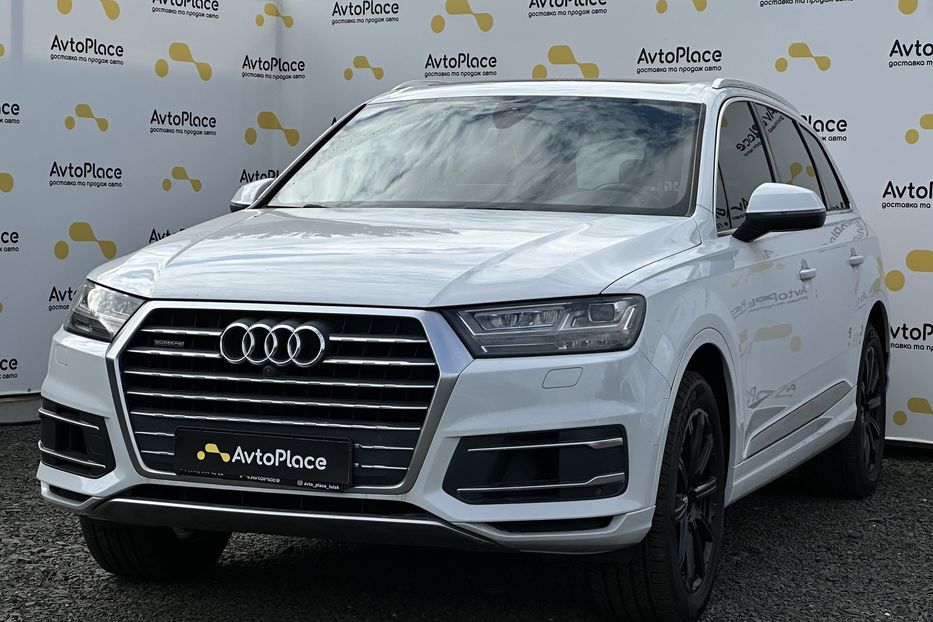 Продам Audi Q7 2017 года в Луцке