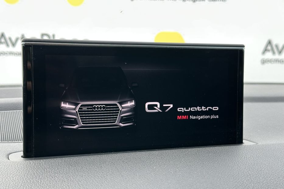 Продам Audi Q7 2017 года в Луцке
