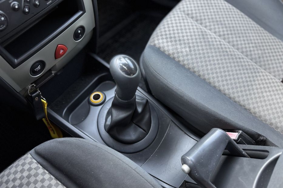 Продам Renault Megane II COMIS 2005 года в г. Умань, Черкасская область