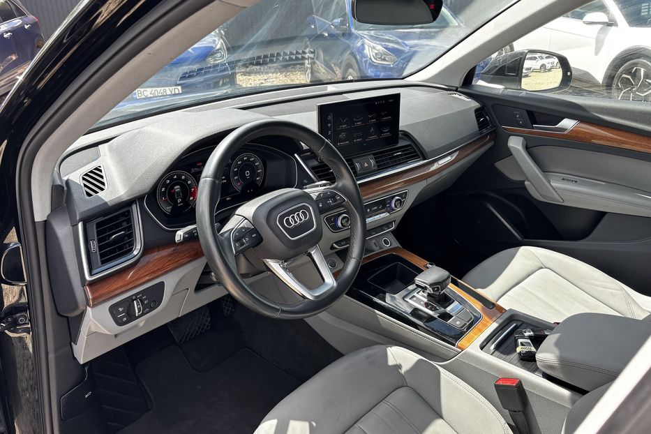Продам Audi Q5 Premium Plus 2021 года в Львове