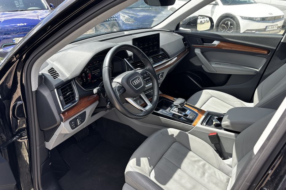 Продам Audi Q5 Premium Plus 2021 года в Львове