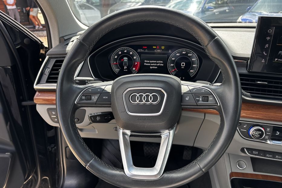 Продам Audi Q5 Premium Plus 2021 года в Львове