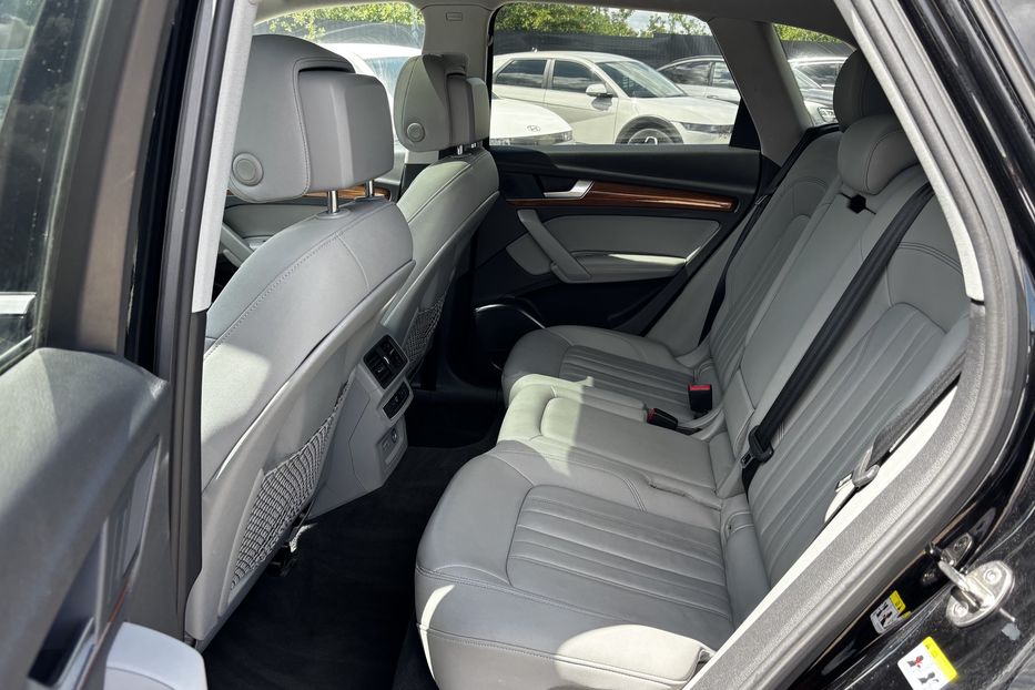 Продам Audi Q5 Premium Plus 2021 года в Львове