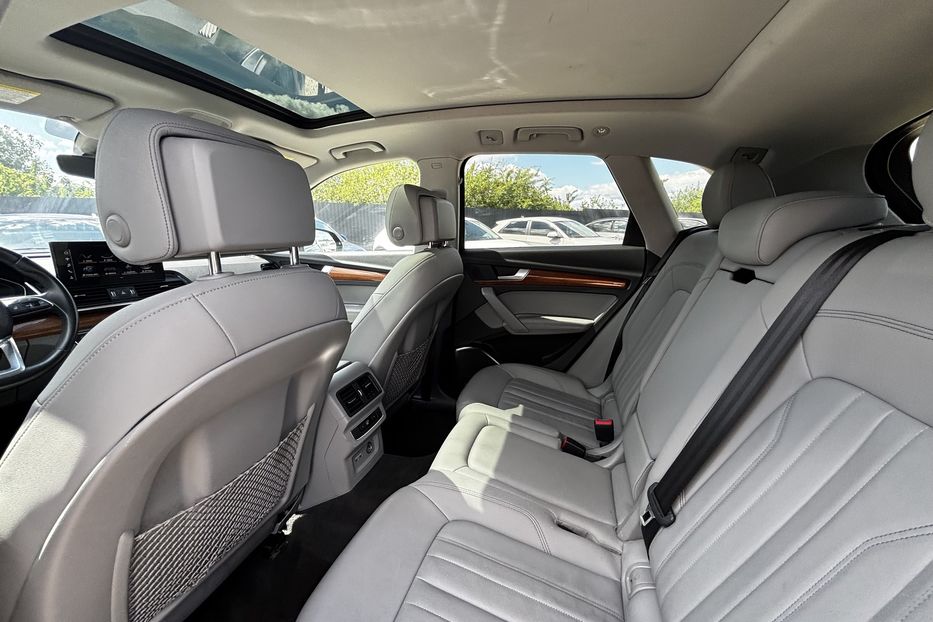 Продам Audi Q5 Premium Plus 2021 года в Львове