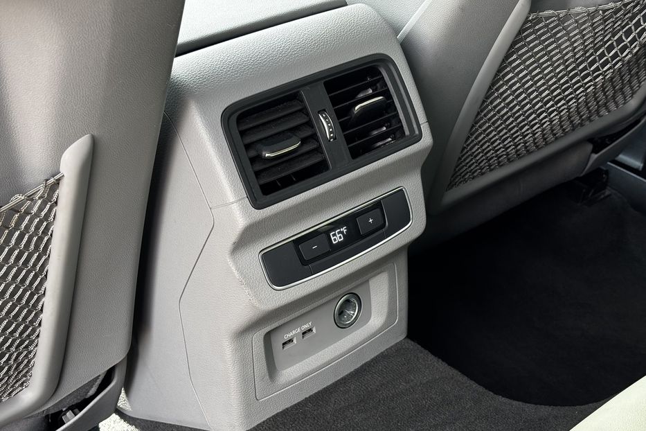 Продам Audi Q5 Premium Plus 2021 года в Львове