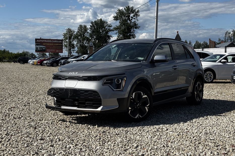 Продам Kia Niro  Wind 7786 2024 года в Львове
