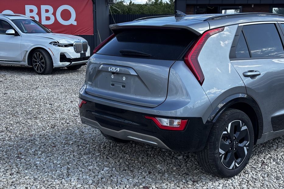 Продам Kia Niro  Wind 7786 2024 года в Львове
