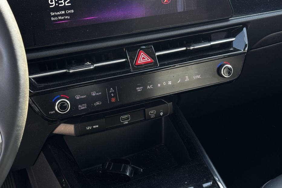 Продам Kia Niro  Wind 7786 2024 года в Львове