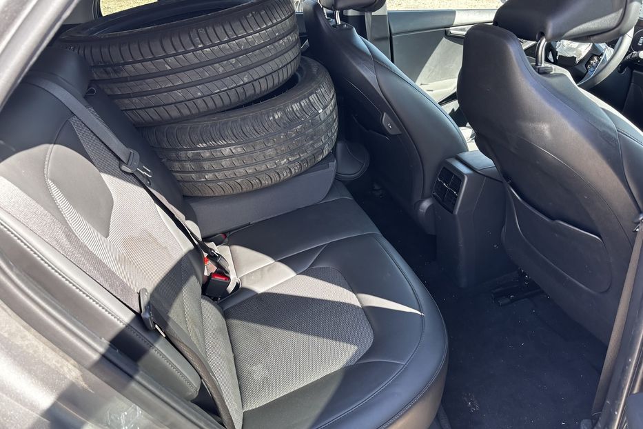 Продам Kia Niro  Wind 7786 2024 года в Львове