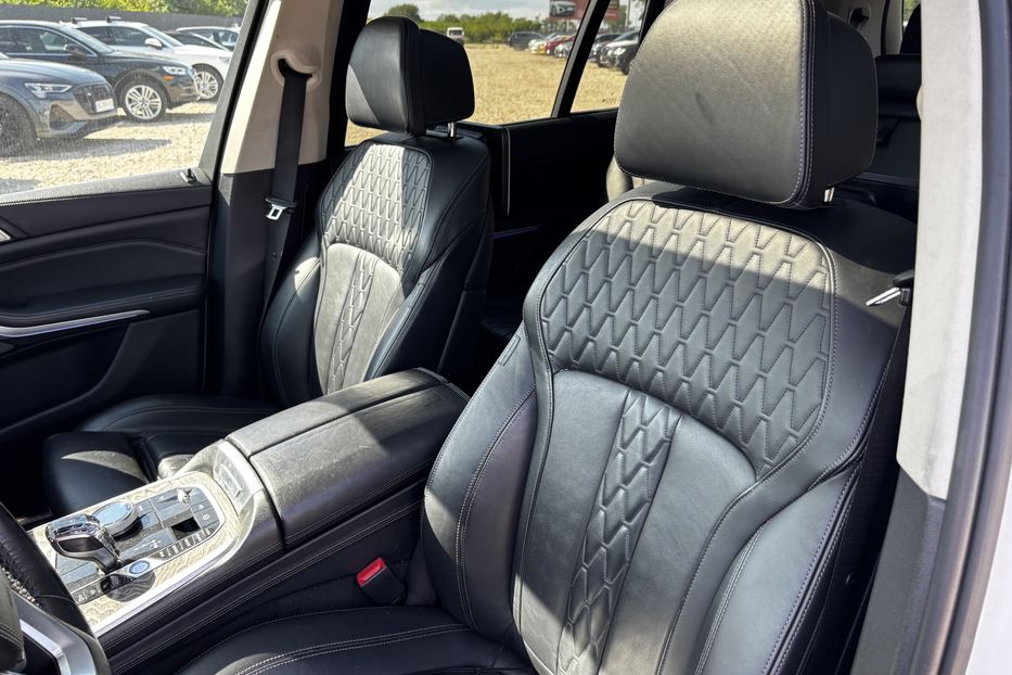 Продам BMW X7 Xdrive40I авто у Львові 2019 года в Львове