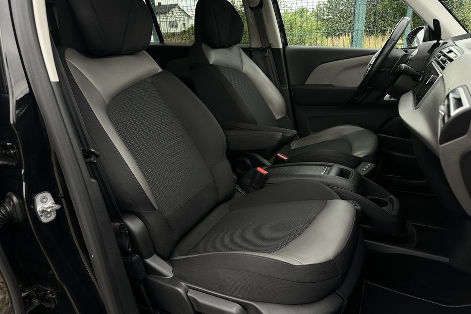 Продам Citroen Grand C4 Picasso SpaceTourer 2021 года в Львове