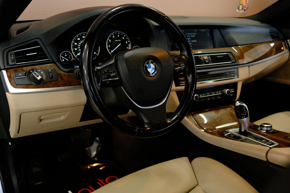 Продам BMW 535 2012 года в Одессе