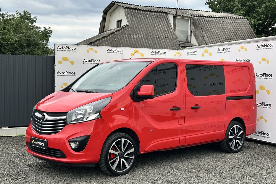Продам Opel Vivaro груз. 2015 года в Луцке