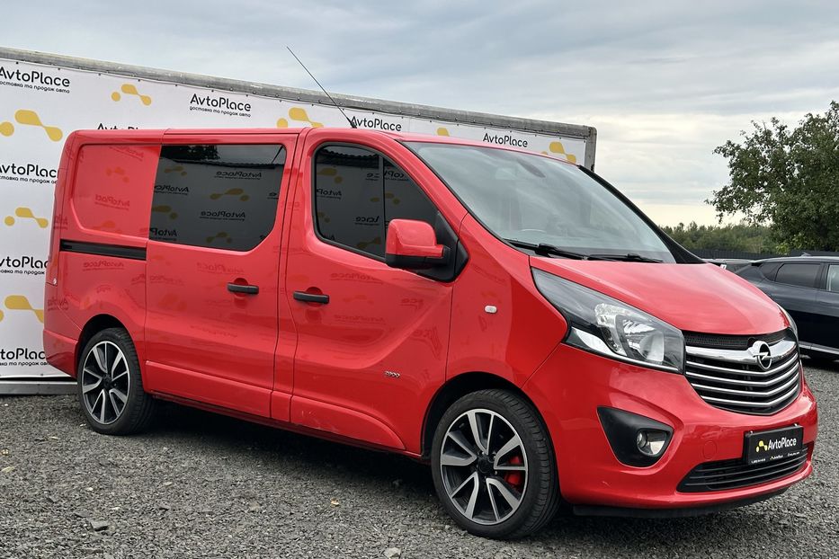 Продам Opel Vivaro груз. 2015 года в Луцке