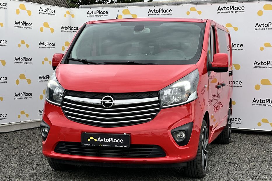 Продам Opel Vivaro груз. 2015 года в Луцке