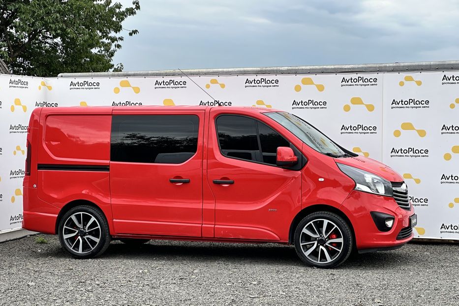 Продам Opel Vivaro груз. 2015 года в Луцке