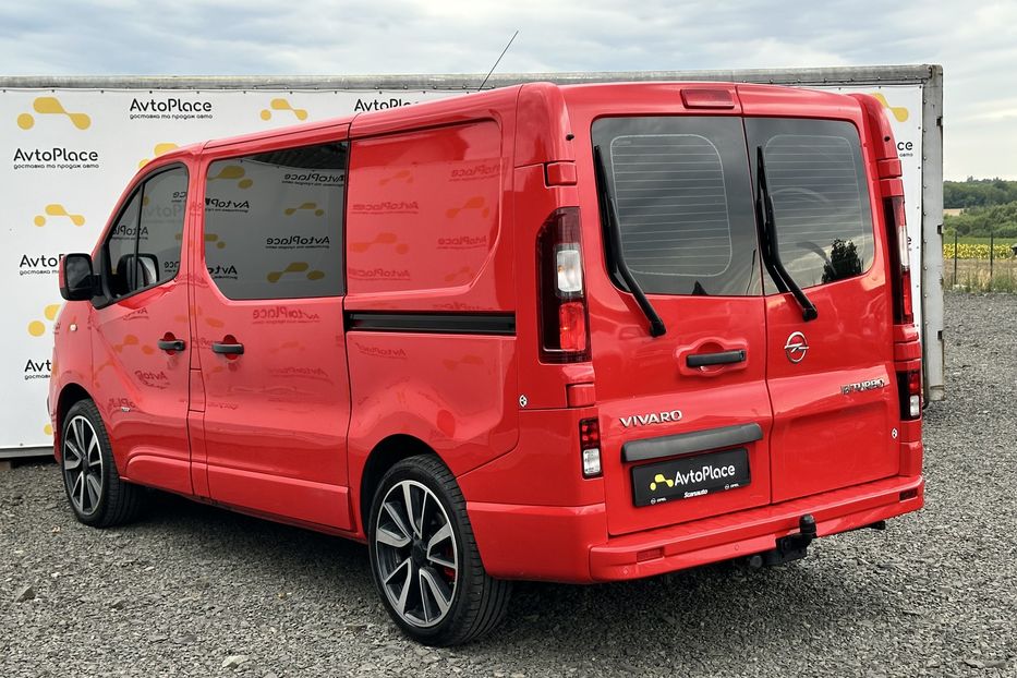Продам Opel Vivaro груз. 2015 года в Луцке