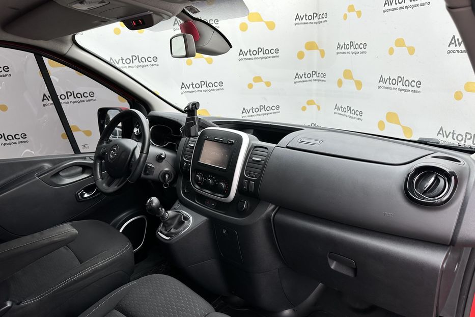 Продам Opel Vivaro груз. 2015 года в Луцке