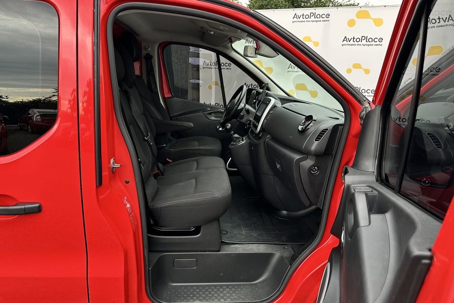 Продам Opel Vivaro груз. 2015 года в Луцке
