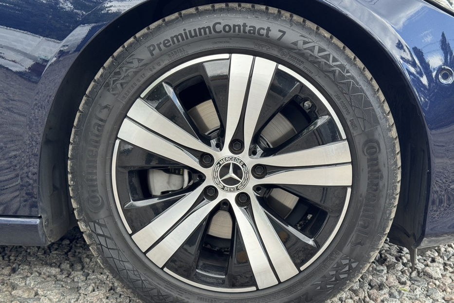 Продам Mercedes-Benz C-Class 180 EQ Boost 9G-Tronic  2022 года в Киеве