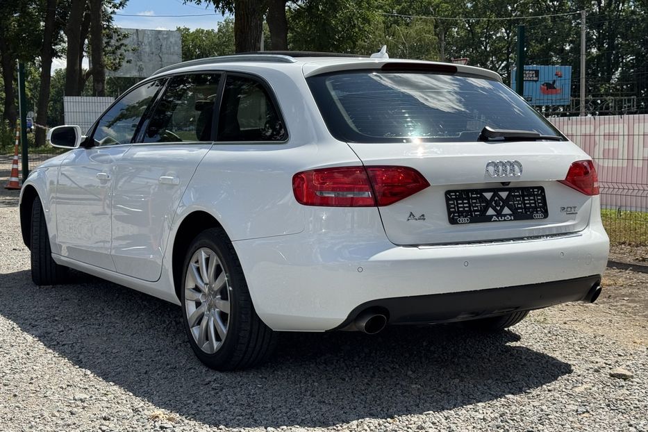 Продам Audi A4 B8 COMIS  2010 года в г. Умань, Черкасская область