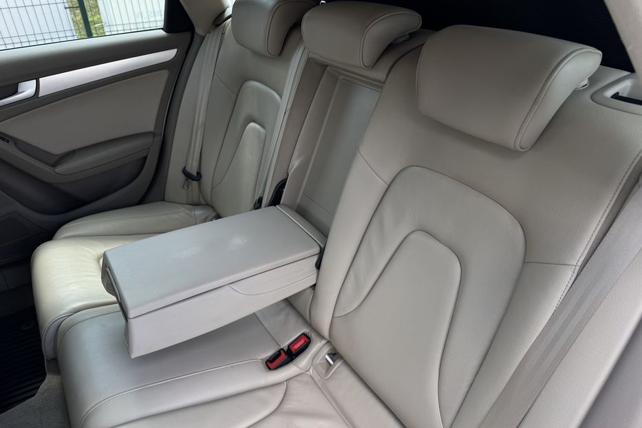 Продам Audi A4 B8 COMIS  2010 года в г. Умань, Черкасская область