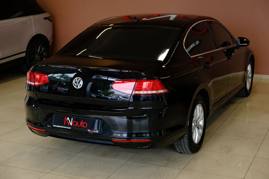 Продам Volkswagen Passat B8 2018 года в Одессе