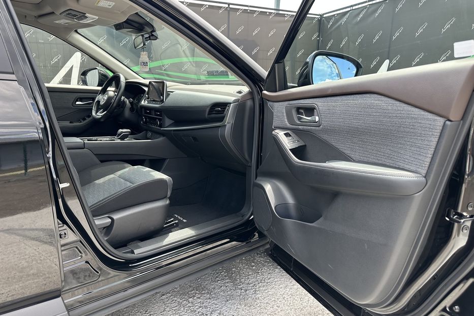 Продам Nissan Rogue SV AWD 2023 года в Киеве
