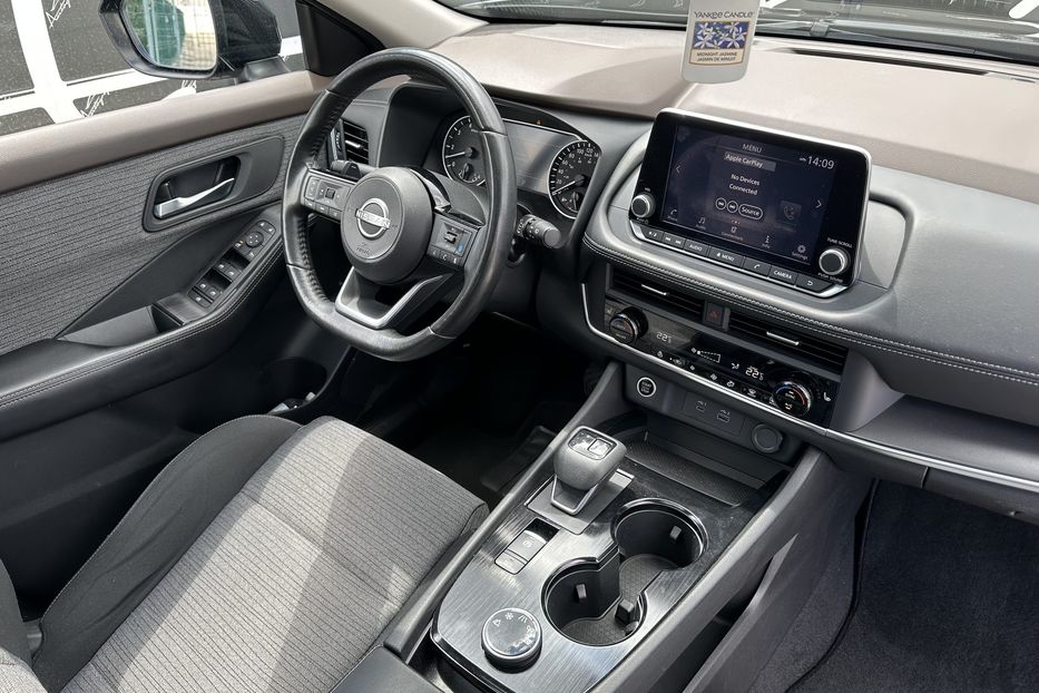 Продам Nissan Rogue SV AWD 2023 года в Киеве