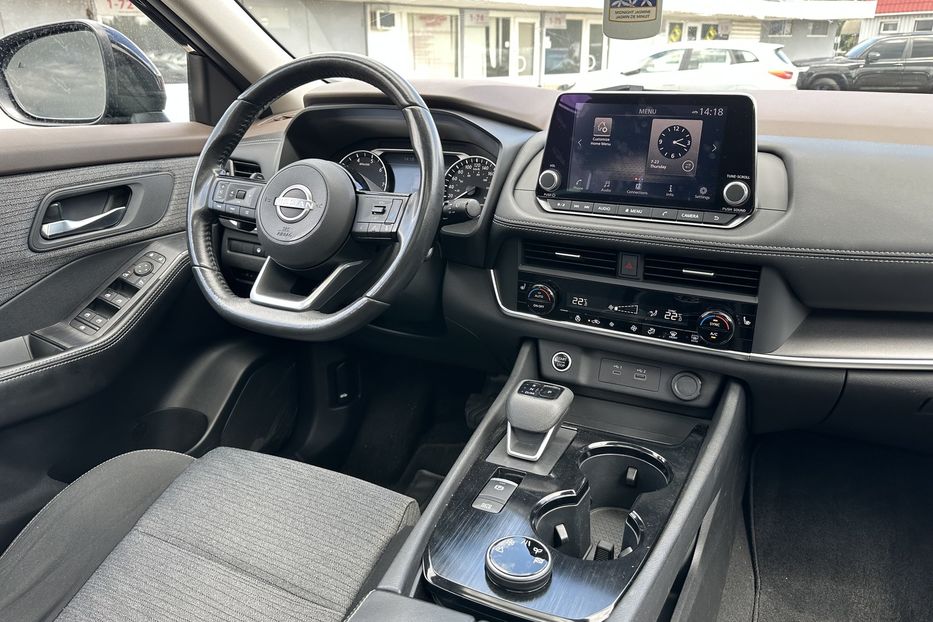 Продам Nissan Rogue SV AWD 2023 года в Киеве