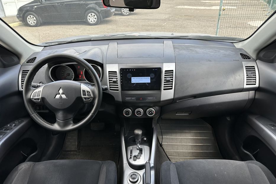Продам Mitsubishi Outlander XL AWD 2008 года в Киеве