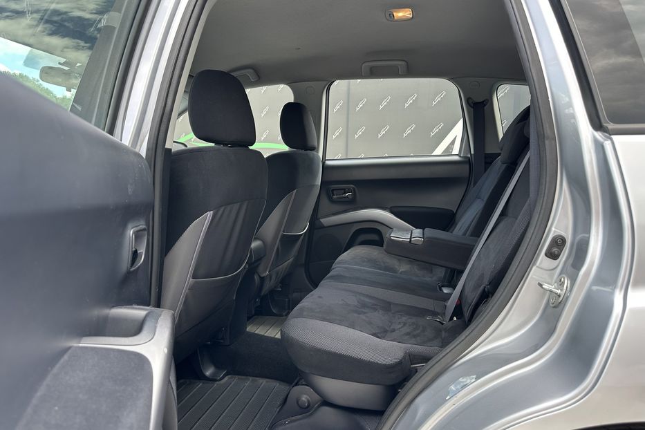 Продам Mitsubishi Outlander XL AWD 2008 года в Киеве