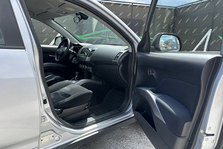 Продам Mitsubishi Outlander XL AWD 2008 года в Киеве