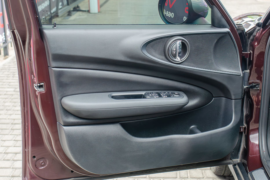 Продам MINI Clubman 2.0D 2017 года в Киеве