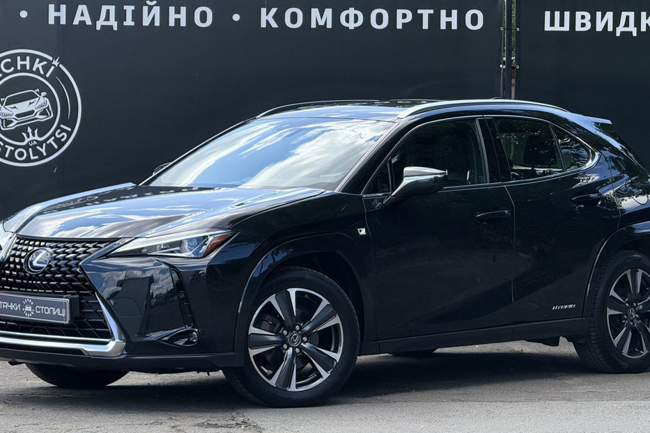 Продам Lexus GX UX 250 H 2022 года в Киеве