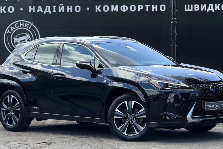 Продам Lexus GX UX 250 H 2022 года в Киеве